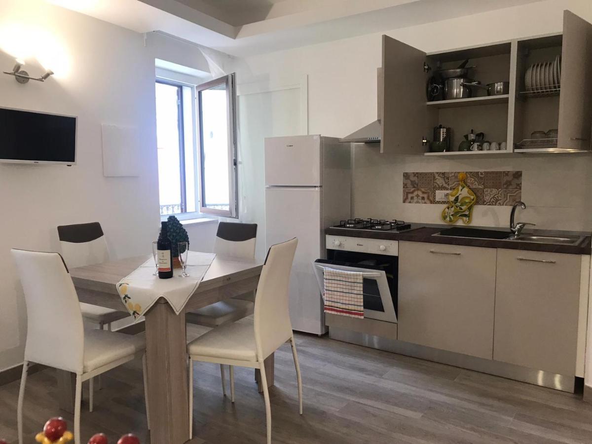 Casa Vacanza Cundari Castelmola Exteriör bild