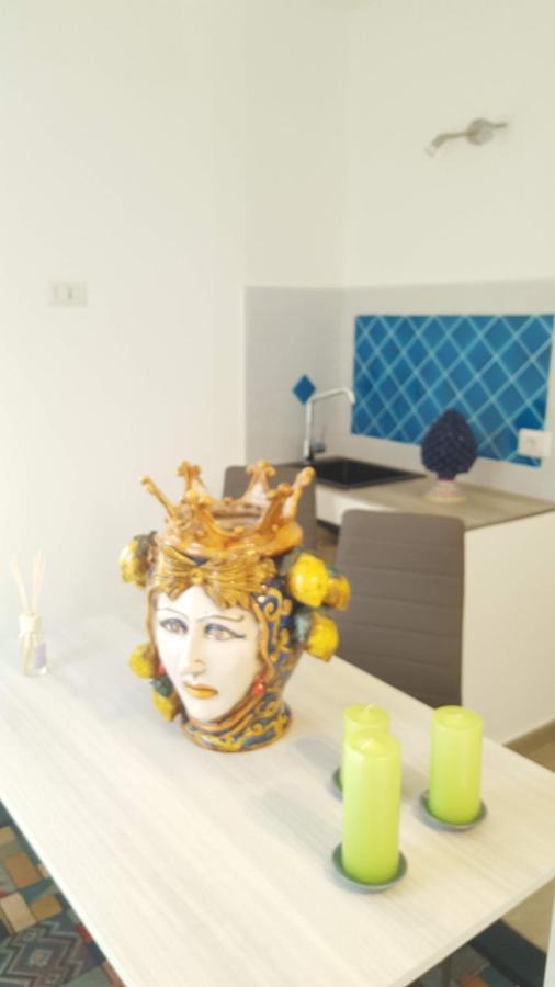 Casa Vacanza Cundari Castelmola Exteriör bild