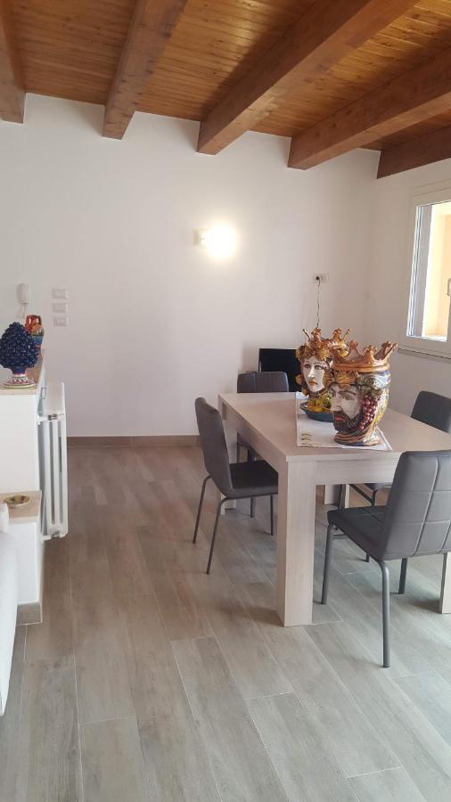Casa Vacanza Cundari Castelmola Exteriör bild